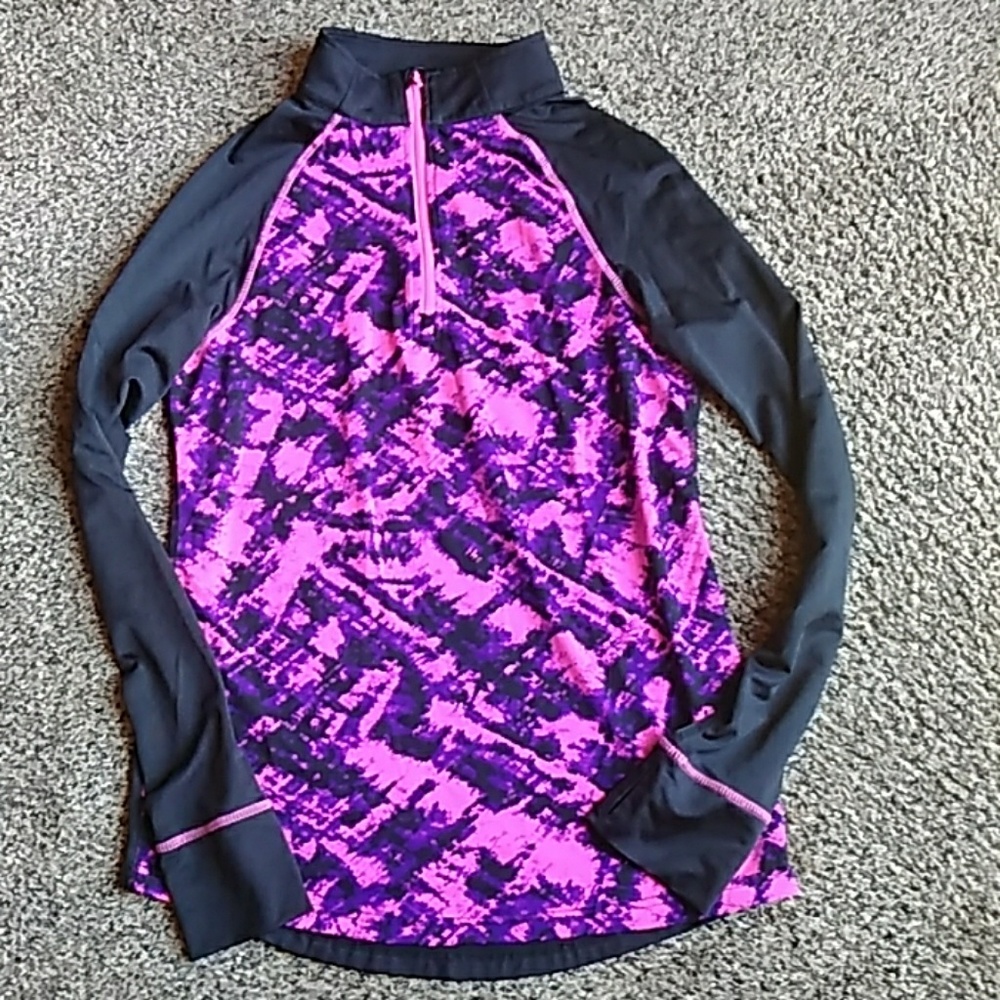 Small activewear zip up